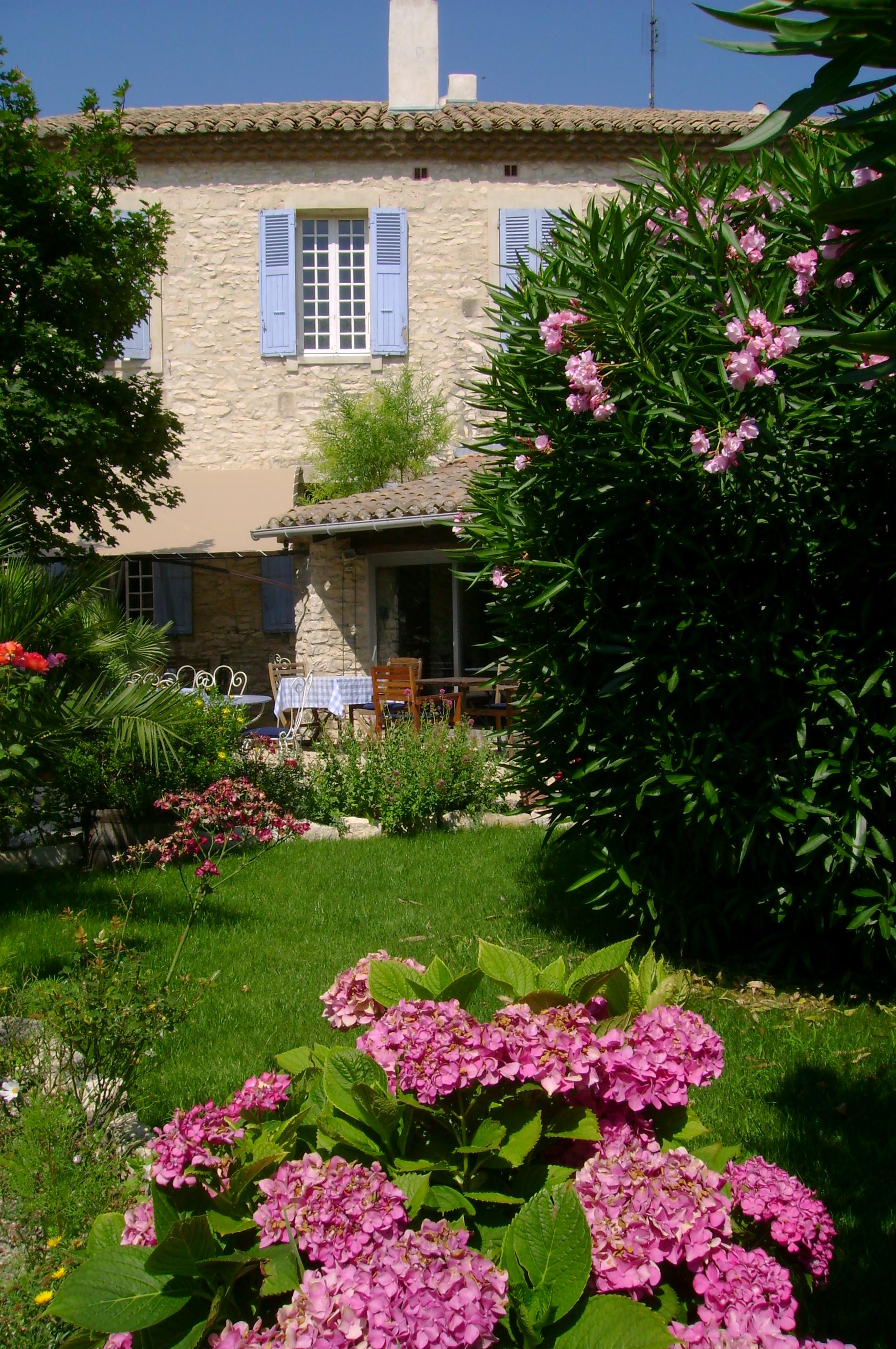 Logis Auberge De Tavel Exterior foto